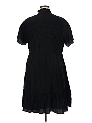 Crown & Ivy Casual Dress (view 2)