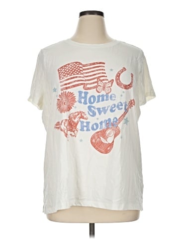 Maurices Short Sleeve T-Shirt (view 1)