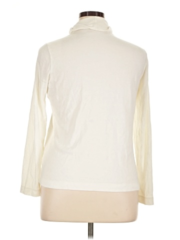 Uniqlo Turtleneck Sweater (view 2)