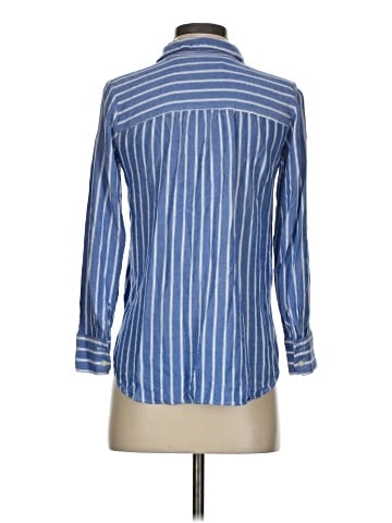 Ann Taylor LOFT Long Sleeve Button-Down Shirt (view 2)