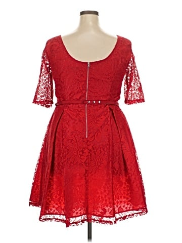 Danny And Nicole Cocktail Dress (view 2)