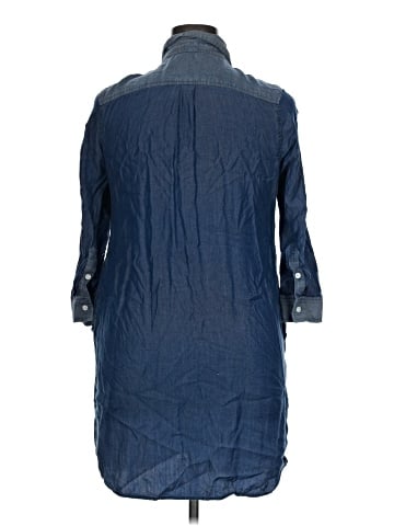 Crown & Ivy Casual Dress (view 2)