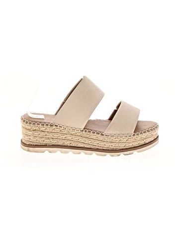 Esprit Wedges (view 1)