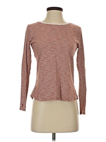 Old Navy Long Sleeve T-Shirt (view 1)