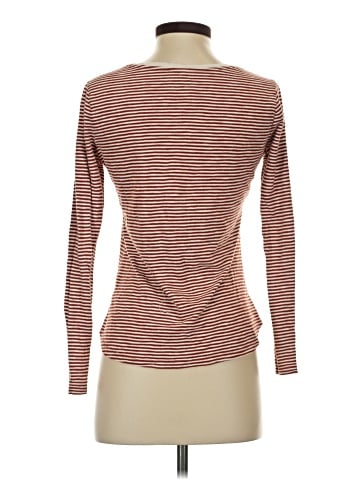 Old Navy Long Sleeve T-Shirt (view 2)