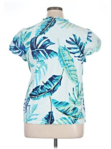 Chico's Short Sleeve T-Shirt (view 2)