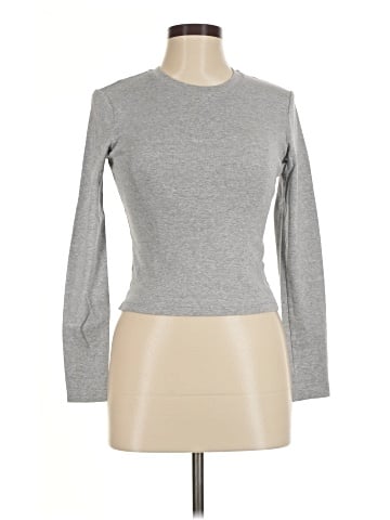 Uniqlo Long Sleeve T-Shirt (view 1)