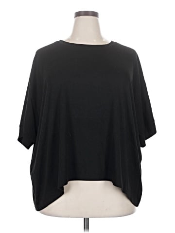Dokotoo 3/4 Sleeve T-Shirt (view 1)