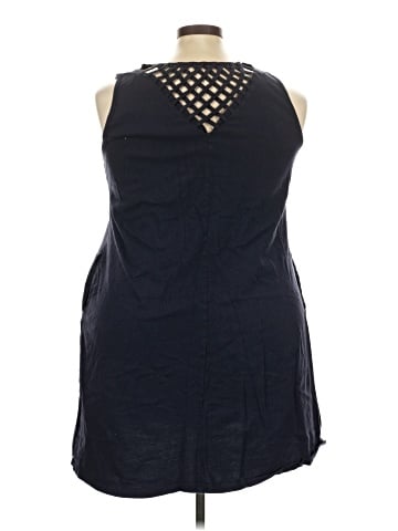 LIVI Casual Dress (view 2)