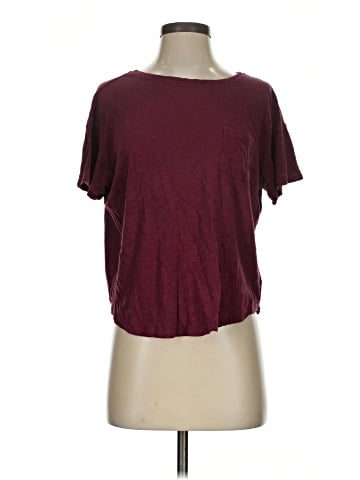 Old Navy Short Sleeve T-Shirt (view 1)