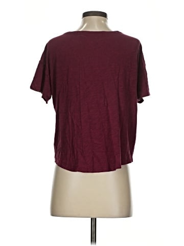 Old Navy Short Sleeve T-Shirt (view 2)