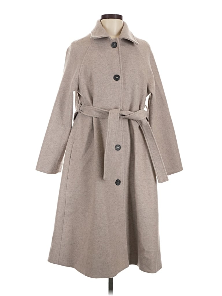 Click to view more detailed imagery on our partner's website Pre-owned Commense Coat In Gray