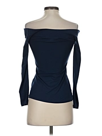 Hot Kiss Long Sleeve Top (view 2)