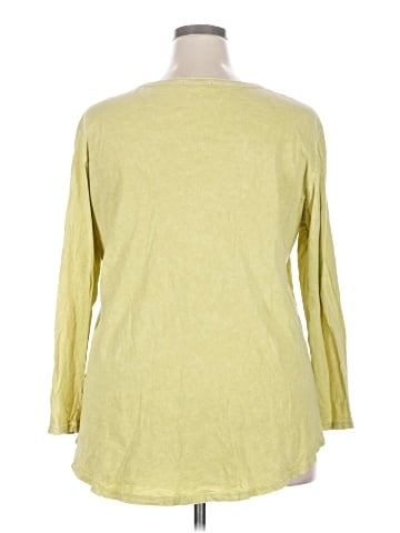 Jess & Jane 3/4 Sleeve Blouse (view 2)