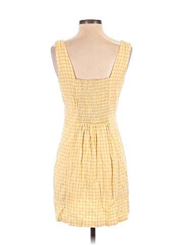 Old Navy Casual Dress (view 2)