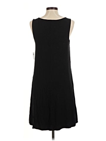 Old Navy Casual Dress (view 2)