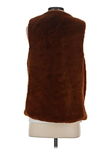 Stella & Dot Faux Fur Vest (view 2)
