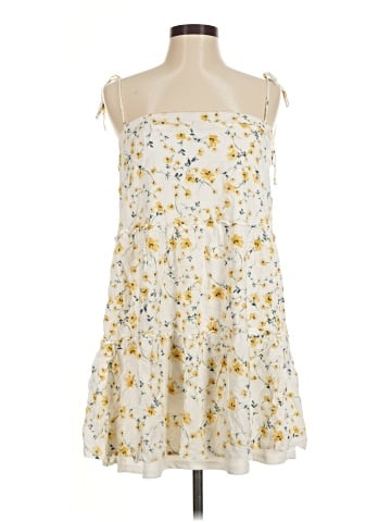 Le Lis Casual Dress (view 1)