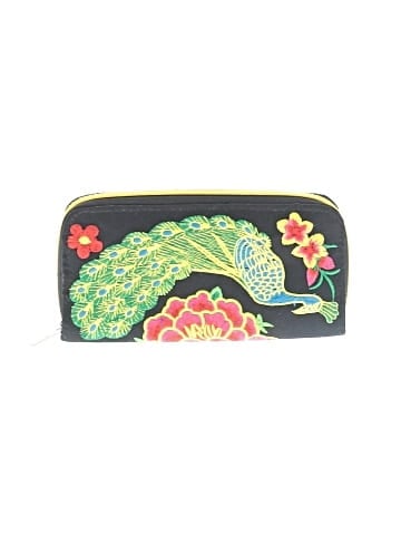 Unbranded Wallet (view 1)