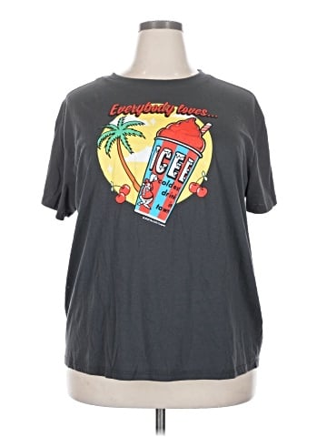 Torrid Short Sleeve T-Shirt (view 1)