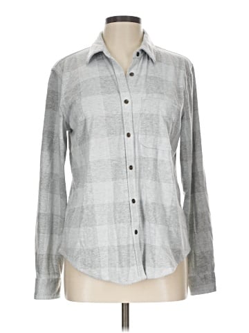 Maurices Long Sleeve Button-Down Shirt (view 1)