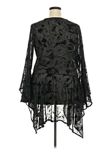 La Vanya Kimono (view 2)