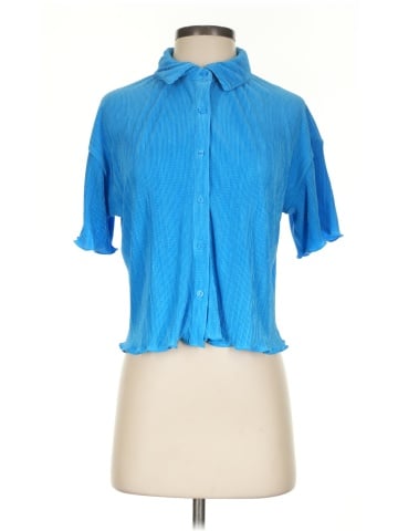 colsie Short Sleeve Blouse (view 1)