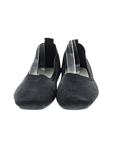 Unbranded Flats (view 2)