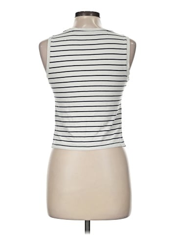 Old Navy Sleeveless T-Shirt (view 2)