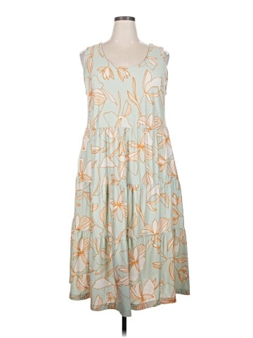 Ava & Viv Casual Dress (view 1)