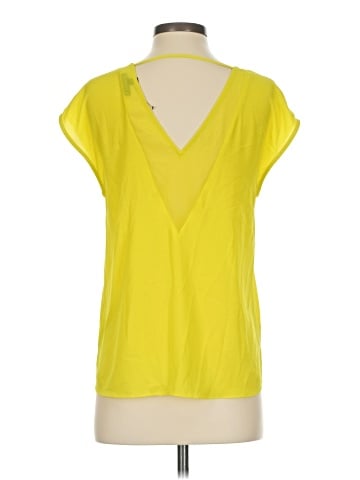Express Short Sleeve Top (view 2)