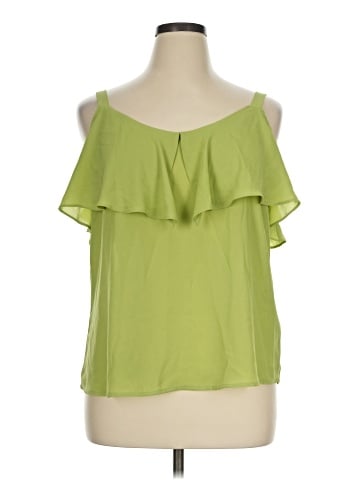 7th Avenue Design Studio New York & Company Sleeveless T-Shirt (view 1)