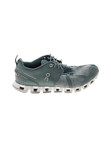 On Cloud Sneakers (view 1)