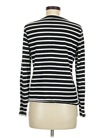 Old Navy Long Sleeve T-Shirt (view 2)