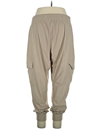 Active by Old Navy Cargo Pants (view 2)
