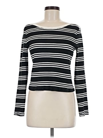 Everleigh Long Sleeve Turtleneck (view 1)