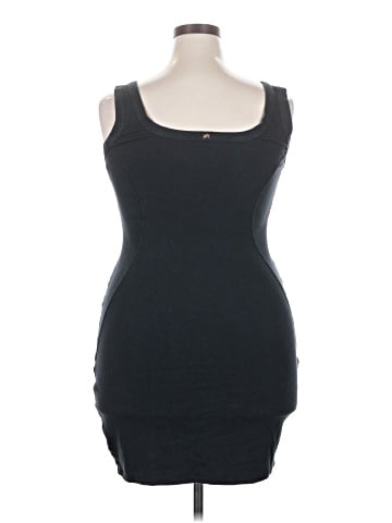 Yitty Cocktail Dress (view 2)