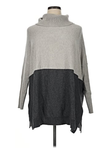 Boden Poncho (view 1)