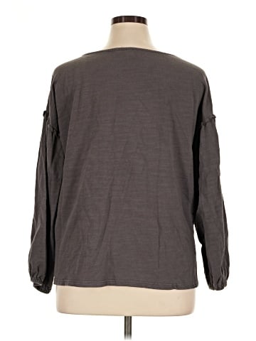 SIMPLE By Suzanne Betro Long Sleeve T-Shirt (view 2)
