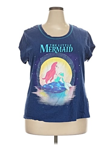 Disney Store Short Sleeve T-Shirt (view 1)