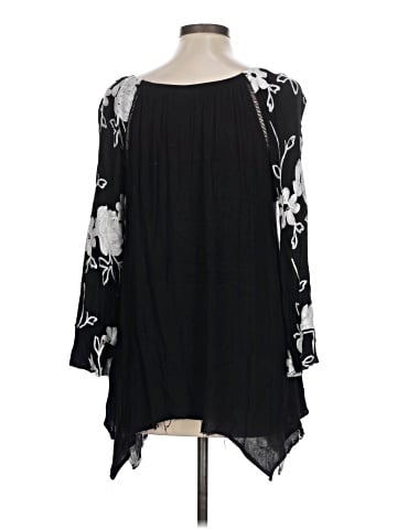 Forgotten Grace 3/4 Sleeve Blouse (view 2)