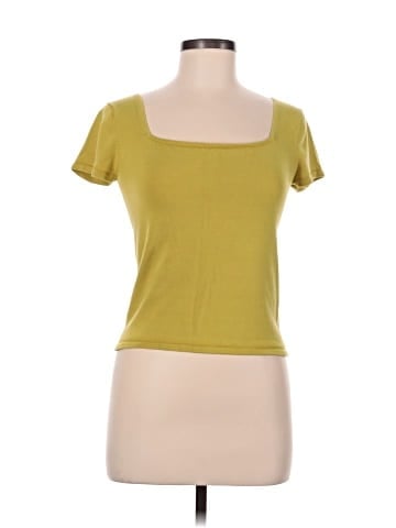 Express Short Sleeve Top (view 1)