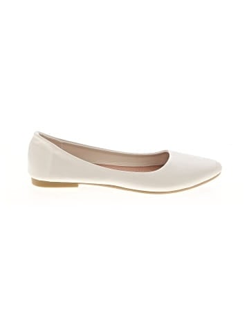 Unbranded Flats (view 1)
