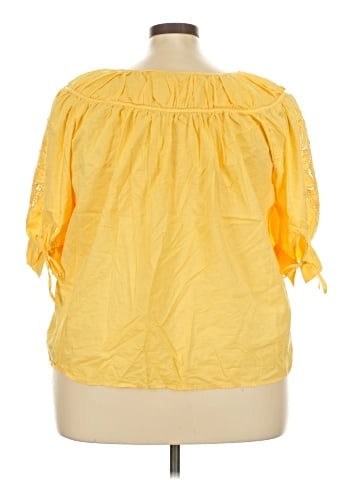 Old Navy 3/4 Sleeve Blouse (view 2)