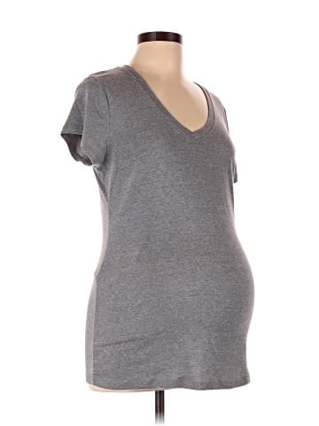Liz Lange Maternity Short Sleeve T-Shirt (view 1)