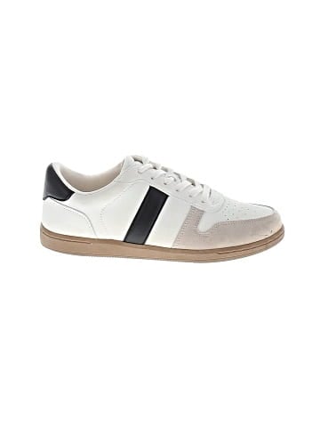 Universal Thread Sneakers (view 1)