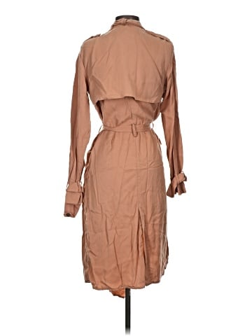 Forever 21 Trenchcoat (view 2)