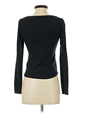 Essentials Long Sleeve T-Shirt (view 2)
