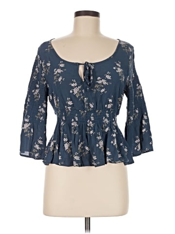 American Eagle Outfitters 3/4 Sleeve Blouse (view 1)