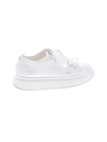 BP. Sneakers (view 1)